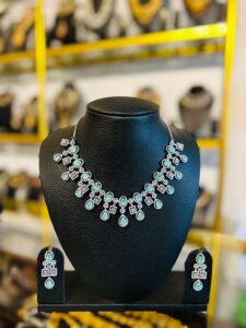 AD Neck chain with mint pearl