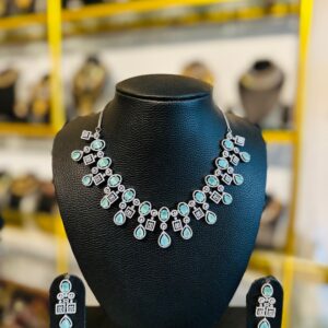 AD Neck chain with mint pearl